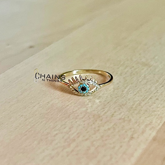 Blue eye ring gold plated sparkly zircon crystals lashes boho stylish protective - Picture 3 of 5